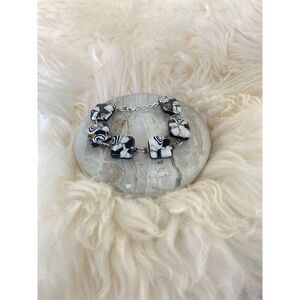 Black and white Mable Pattern Glass Bead Adjustable Bracelet